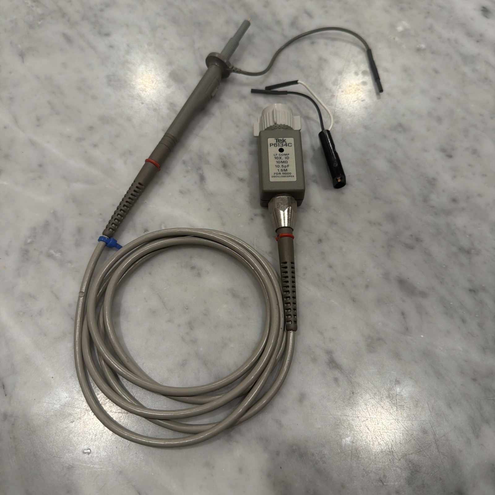Tektronix Tek P6134C 400 MHz Passive Probe 10X W/ Accessories
