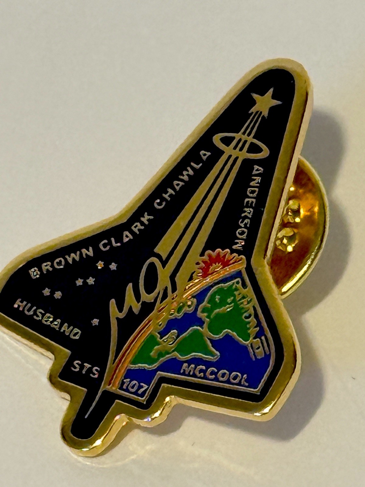 NASA Pin STS-107 SPACE SHUTTLE Columbia Mission Loss Memorial