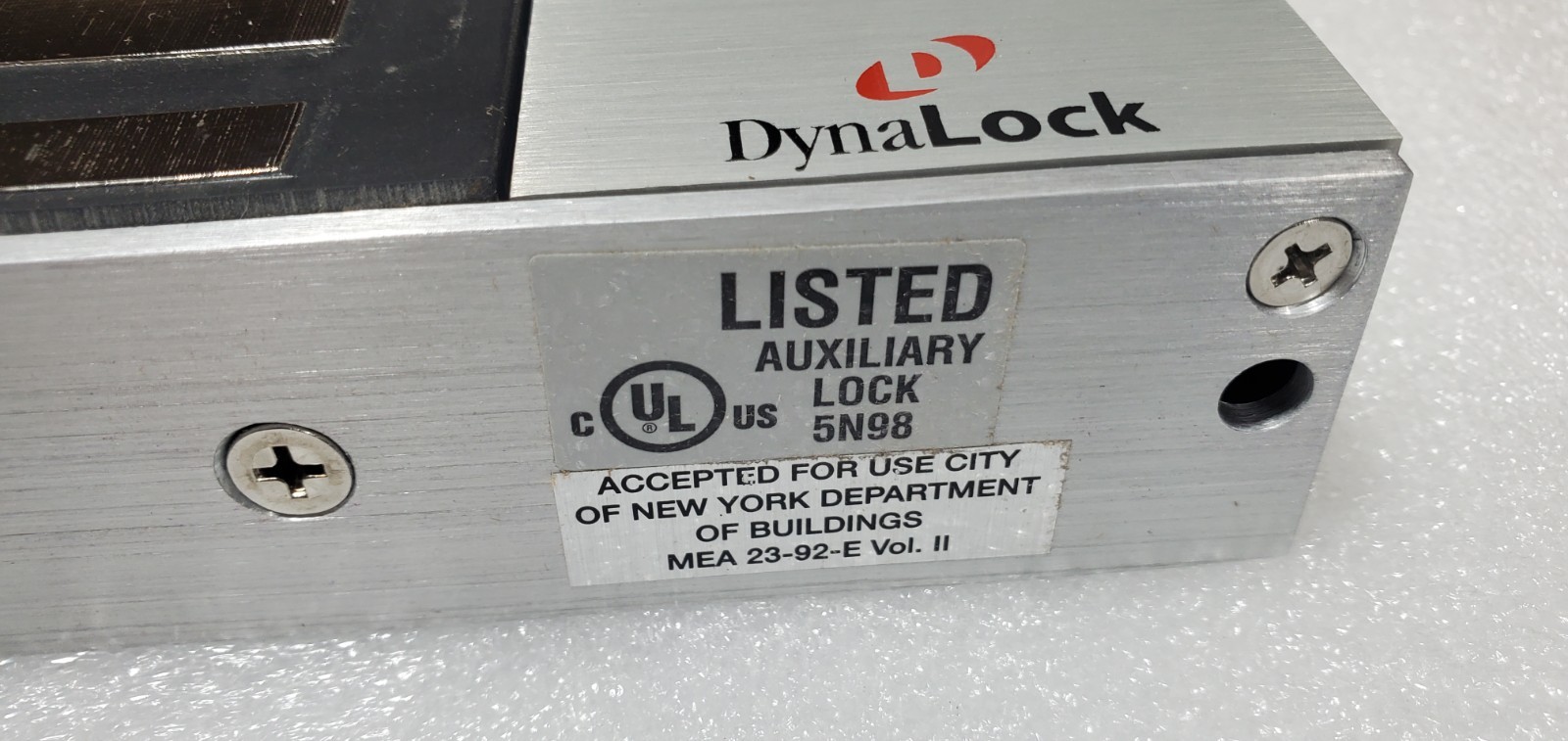 DynaLock 2011-US28-DSM Surface Mount Electromagnetic Lock 1200 LBS 12/24V NEW.