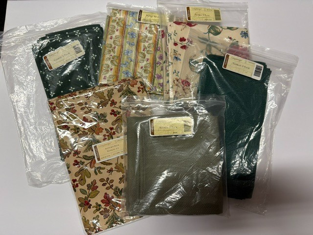 Longaberger Napkins - Set of 2 - 19-inch square S*