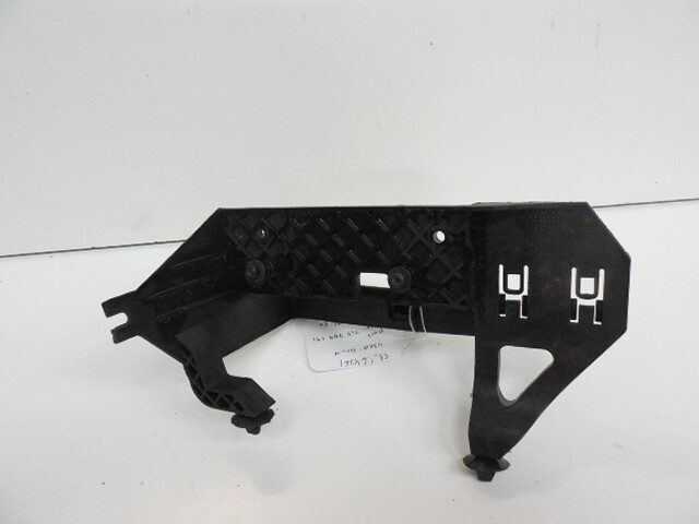 03-10 Porsche Cayenne Control Module Bracket 7L5959191