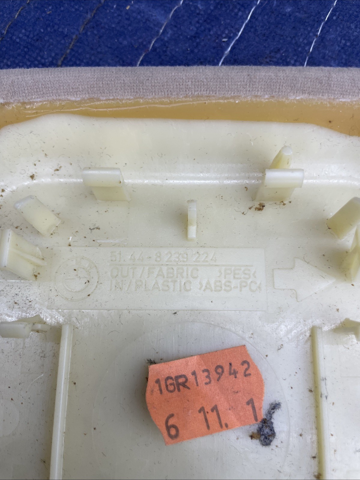 1999-2006 BMW E46 ULTRASONIC ALARM MODULE COVER 8239224