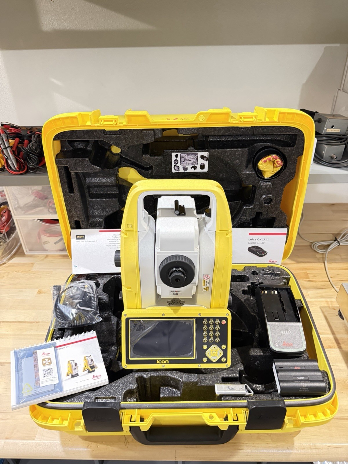 LEICA ICON ICB70 5" R500 KIT MANUAL TOTAL STATION (NEW FACTORY SEALED) NEW