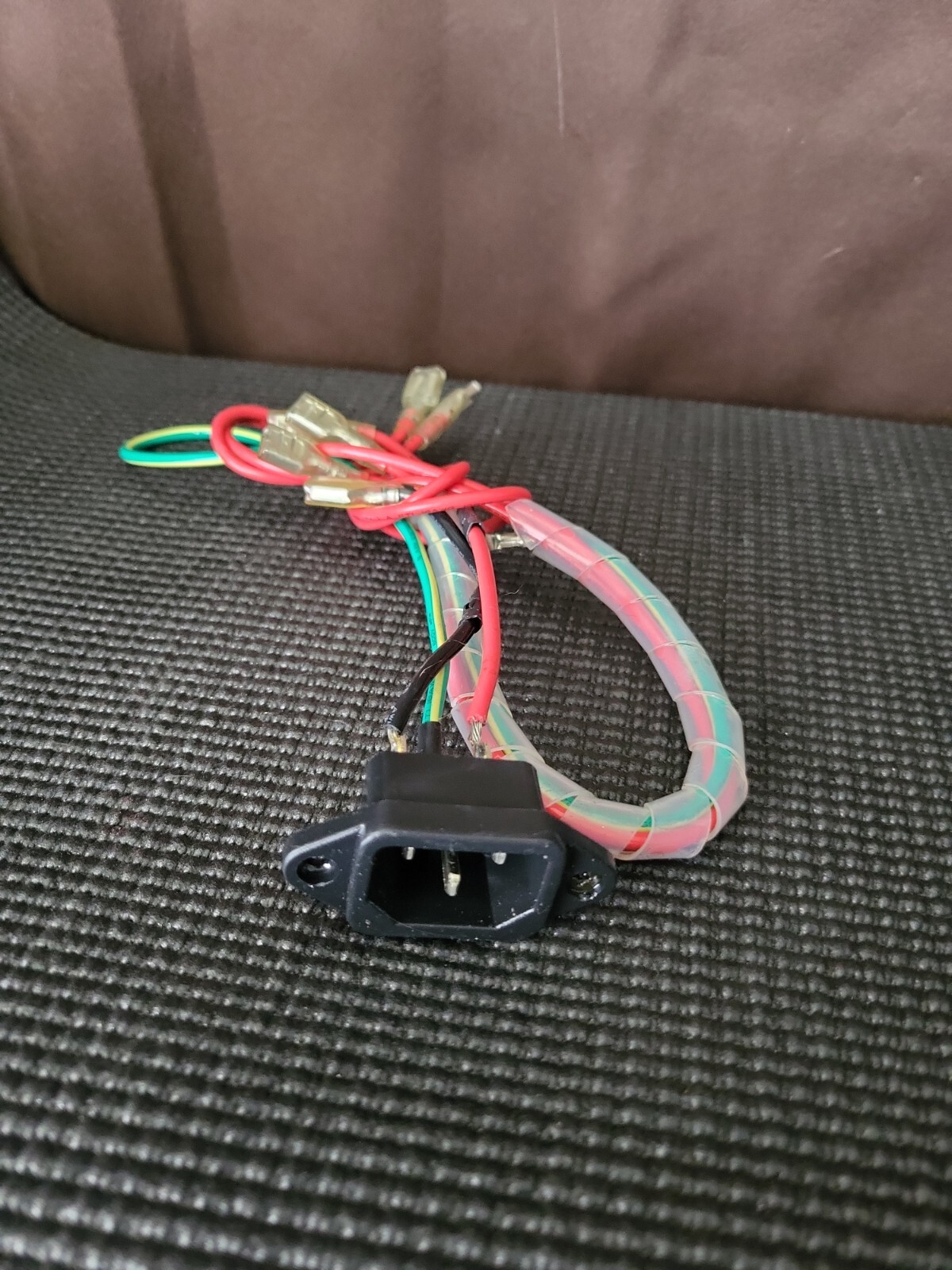 Horizon Tsc5 Treadmill Power Supply Inlet (12B)
