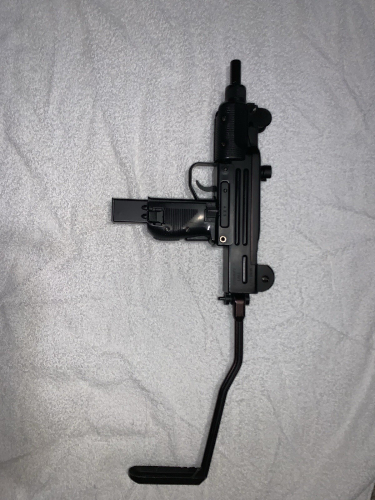 KWC Mini Uzi Full Auto CO2 Blowback BB Gun