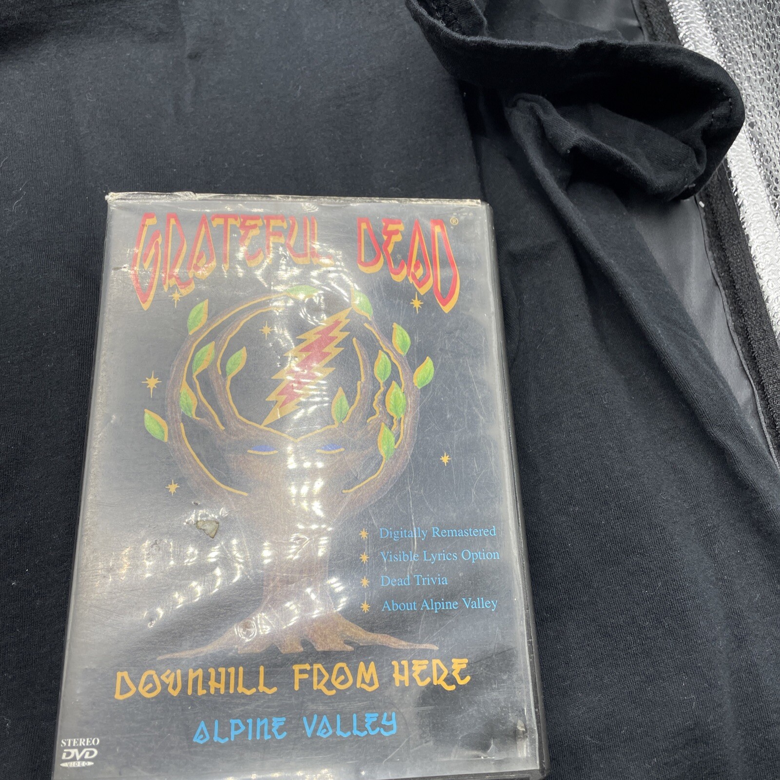 Grateful Dead Tshirt Bear DVD