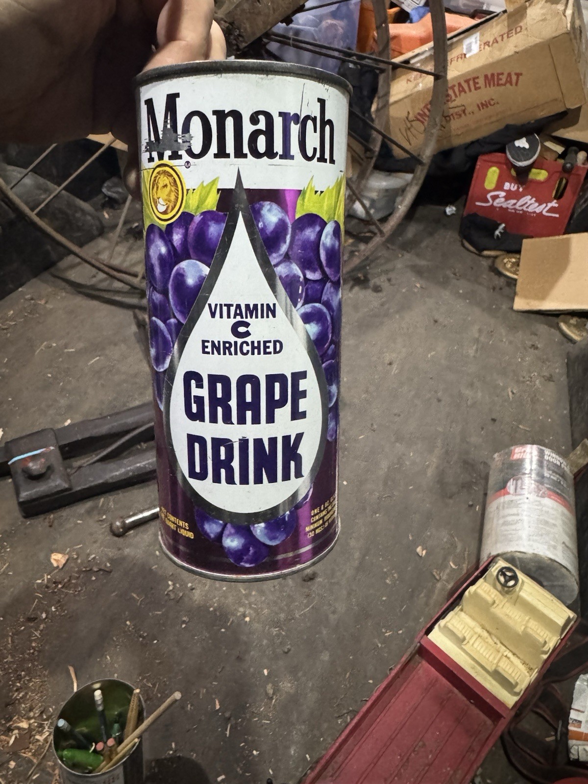Monarch Grape Drink Collectible Soda Can. Near Flawless