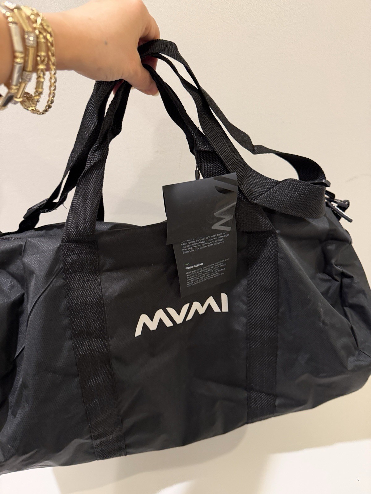 MVMI Black Duffel Bag Travel Gym Sports Carry On Zip New Ultra Lightweight