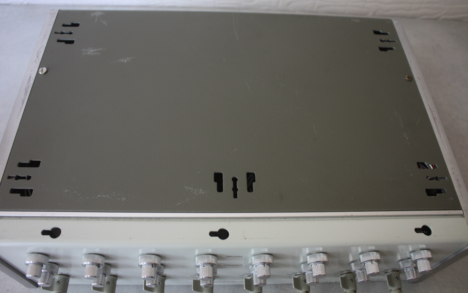 HP 8821A MEDIUM GAIN AMPLIFIER