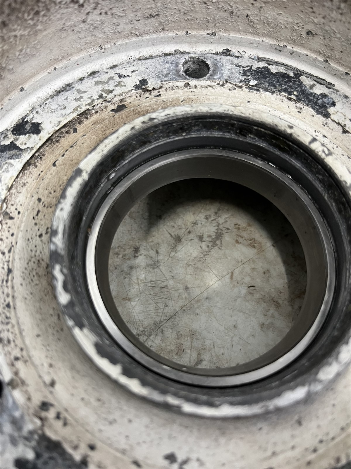 Grumman Yankee AA-1 Cleveland 40-86A 600 6.00 x 6 Main wheel rim hub 162-02700