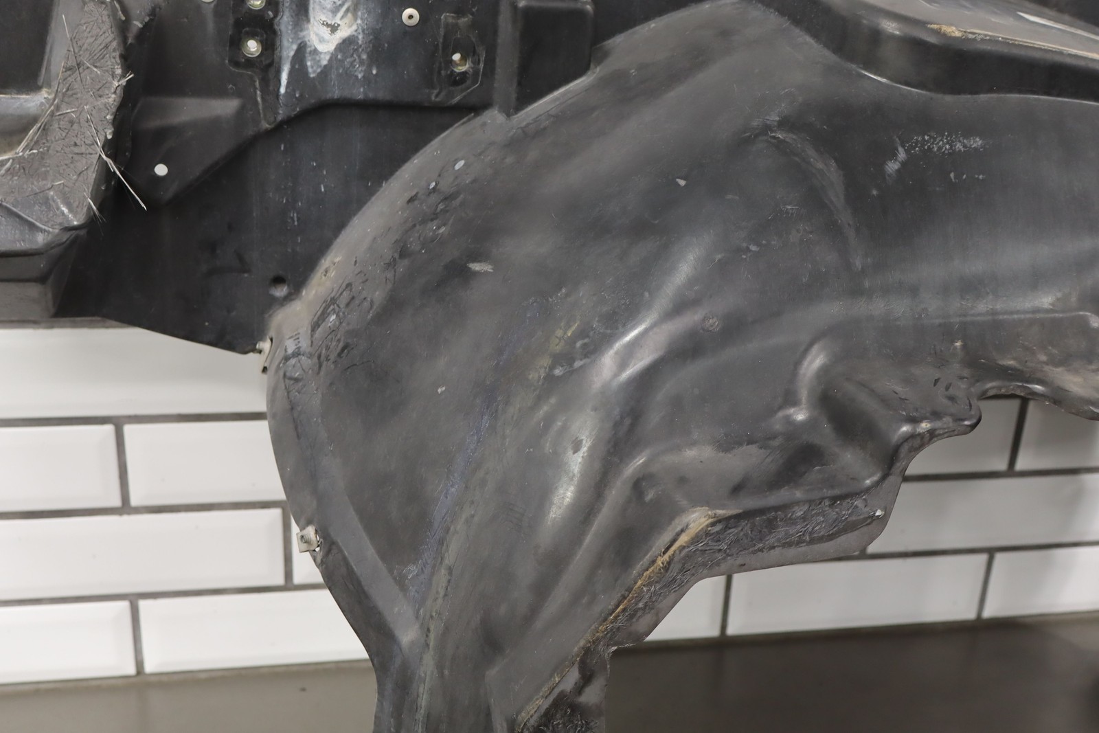 1997-2004 C5 Corvette Left Driver Front Inner Fender Structure *Damaged*