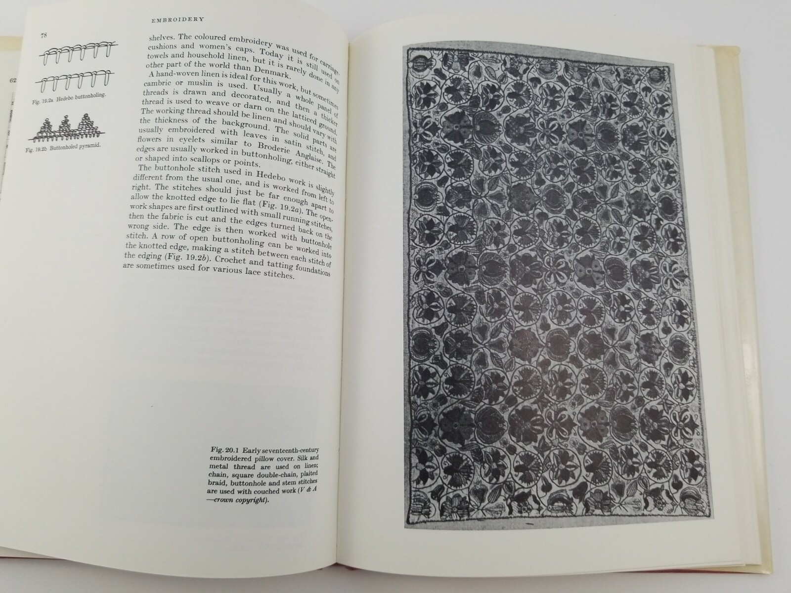 Sewing Needlepoint Pattern Book Violet M. Endacott "Design In Embroidery" 1963