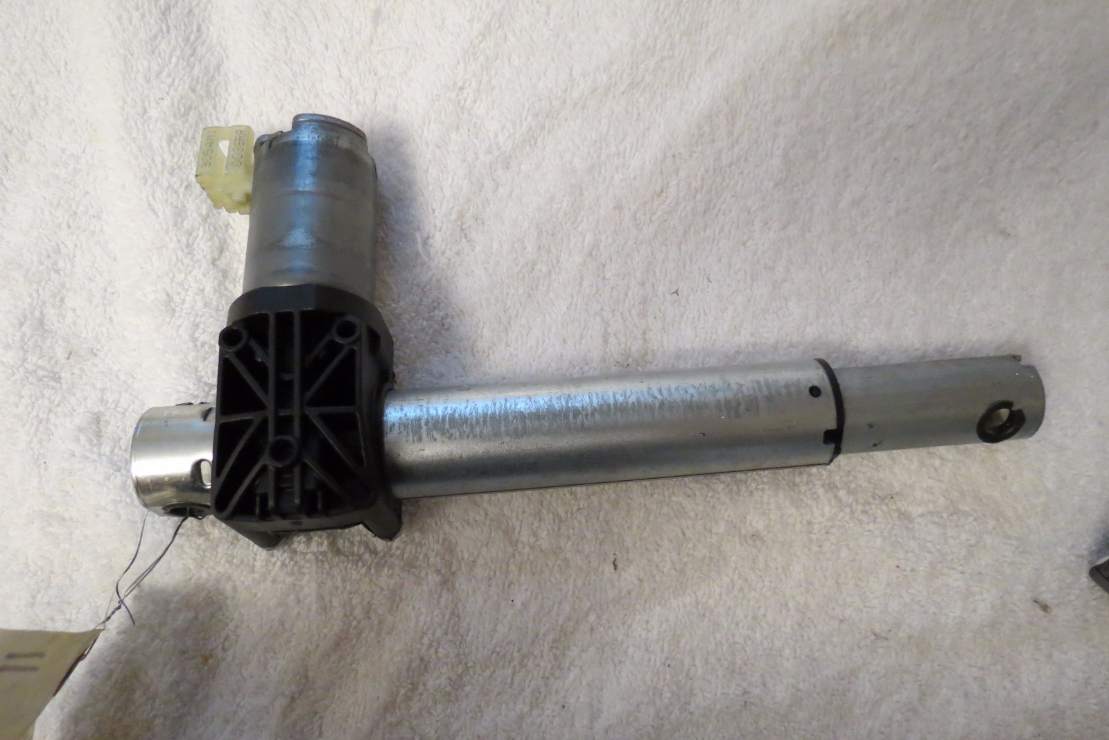 10 11 12 13 2011 BMW X5 Right Front Up/Down Back Seat Motor 0390204012 OEM 367L