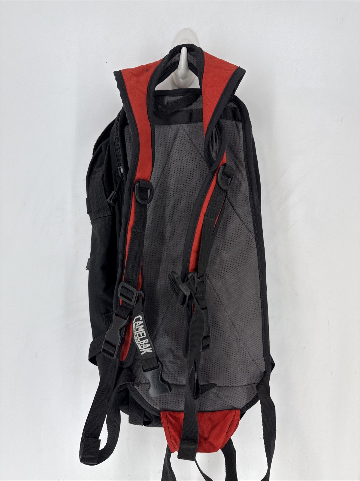 Camelbak H.A.W.G Hawg Backpack Hydration Pack Reservoir Red