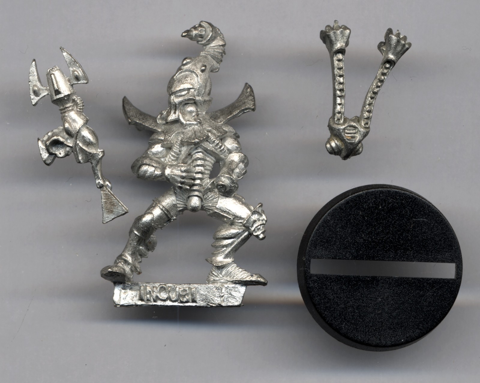 Warhammer 40K Dark Eldar Drukhari Incubus With Assault Weapon 1998 Metal