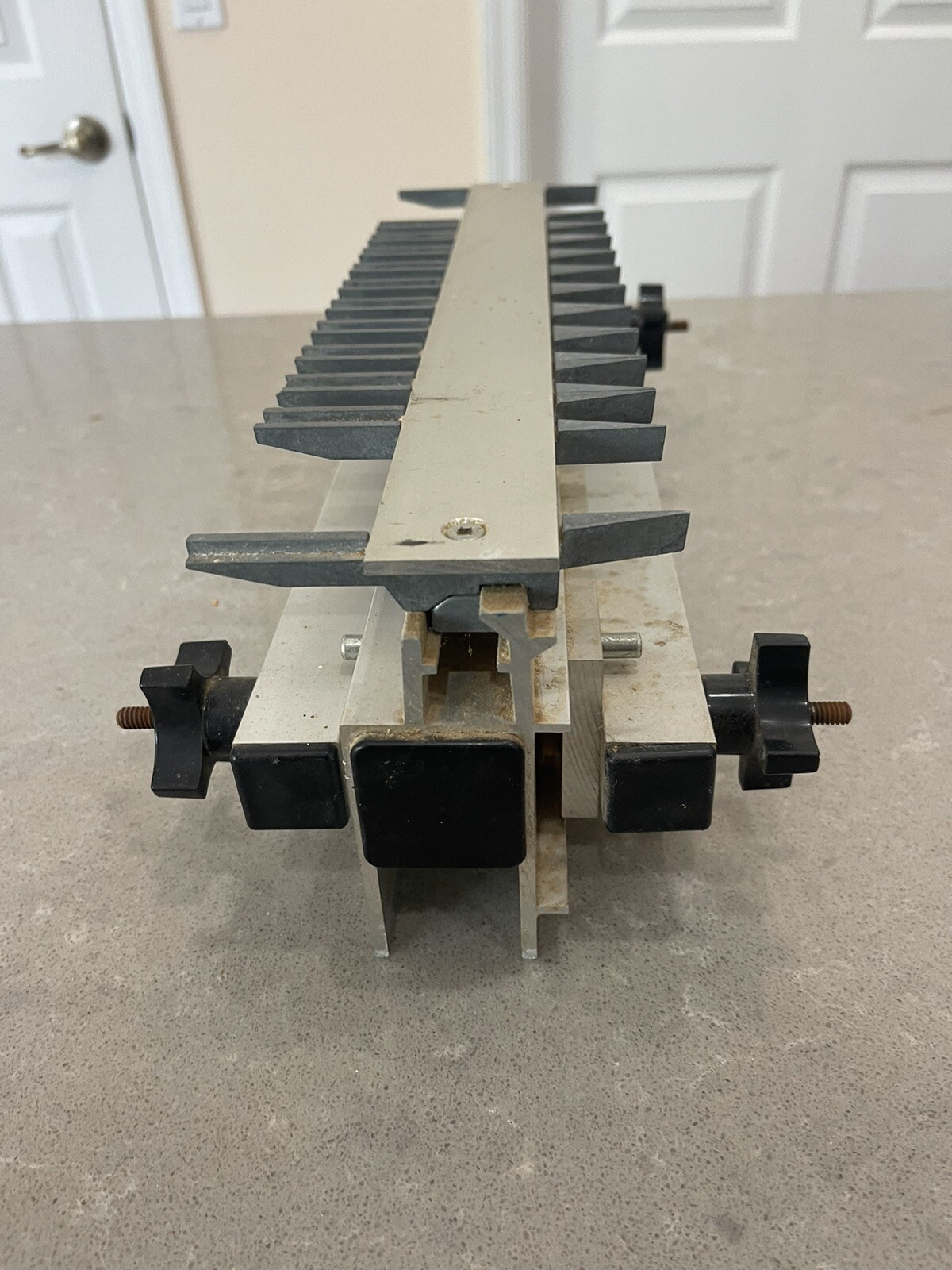 Leigh Model TD 514 Dovetail Jig