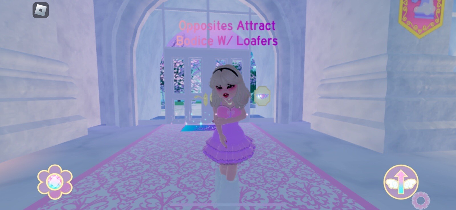 Royale High Sets!!)READ DESCRIPTION PLEASE BEFORE BUY!)SAME DAY DELIVERY/Lvl 75+