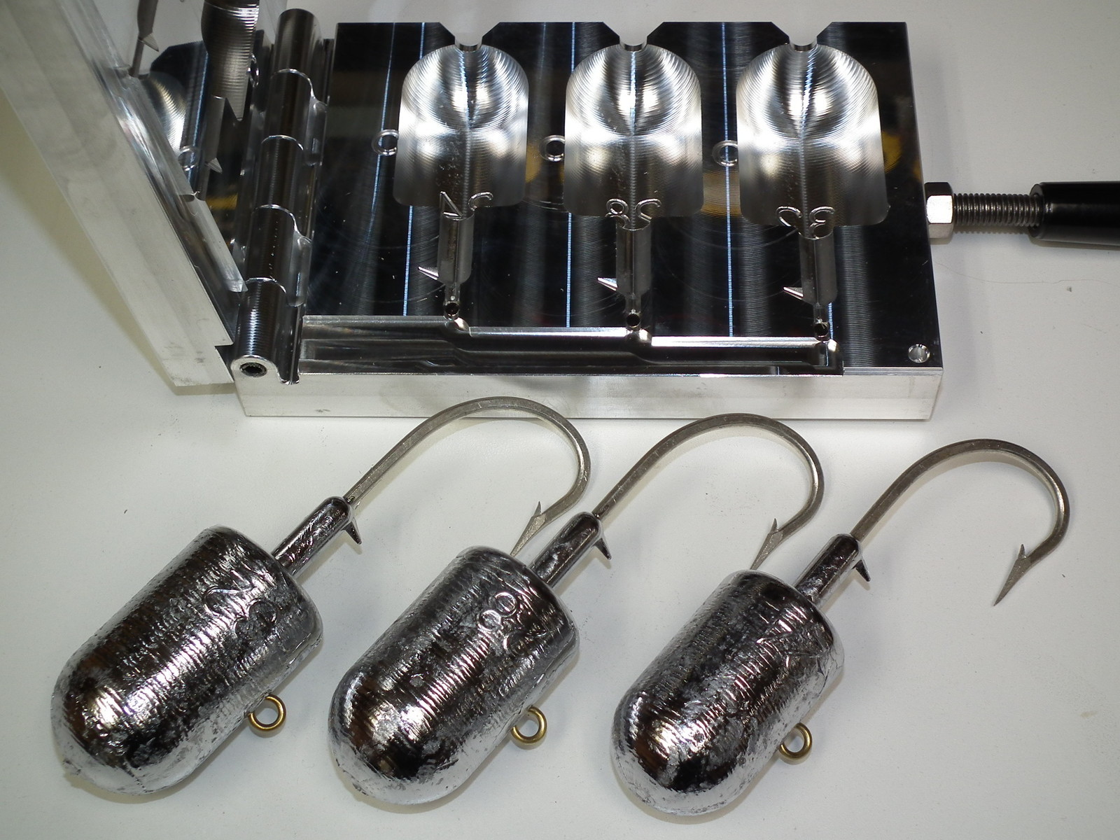 Saltwater Bullet Jig mold 24,28,32oz CNC Aluminum