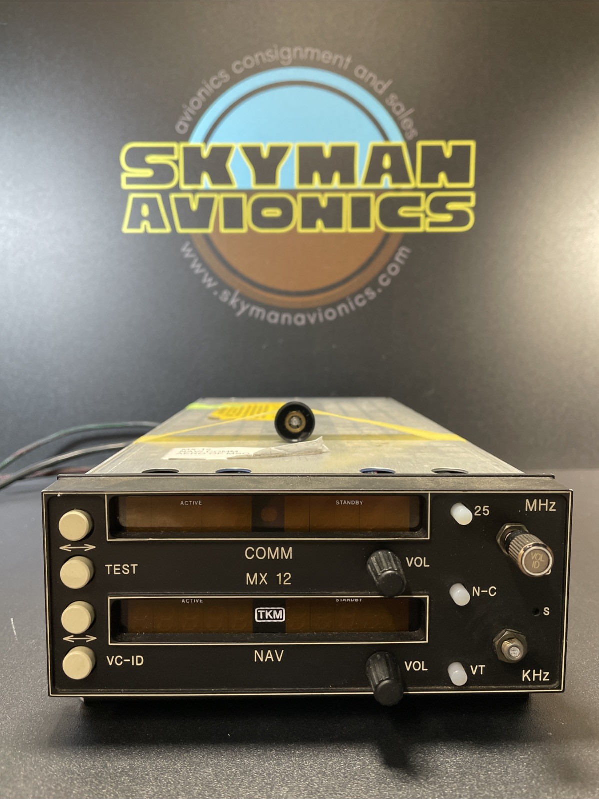 TKM MX12 NAV/COM Radio 28 VDC - As Is