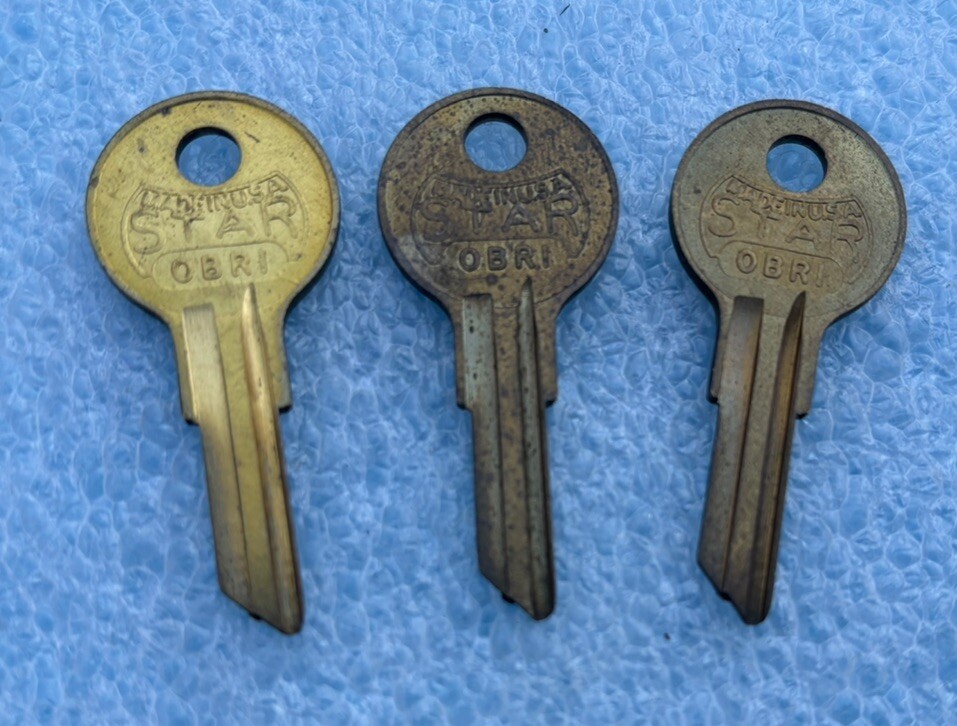 OBR1  BRASS  Key Blanks   Star        Set of 3   Locksmith             [kba]