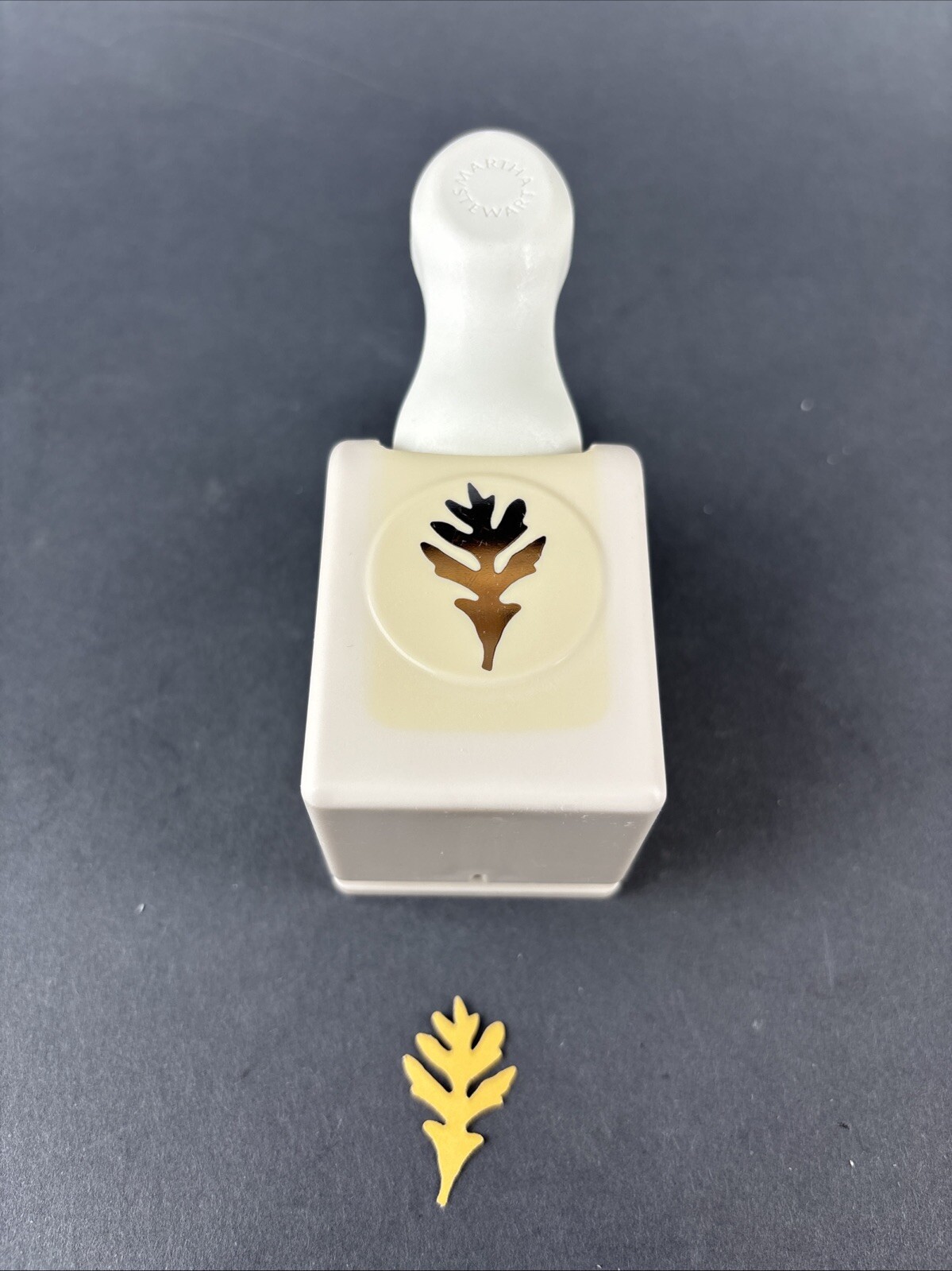 Martha Stewart Crafts OAK LEAF Paper Punch -Autumn Leaves Twig Branch Fall