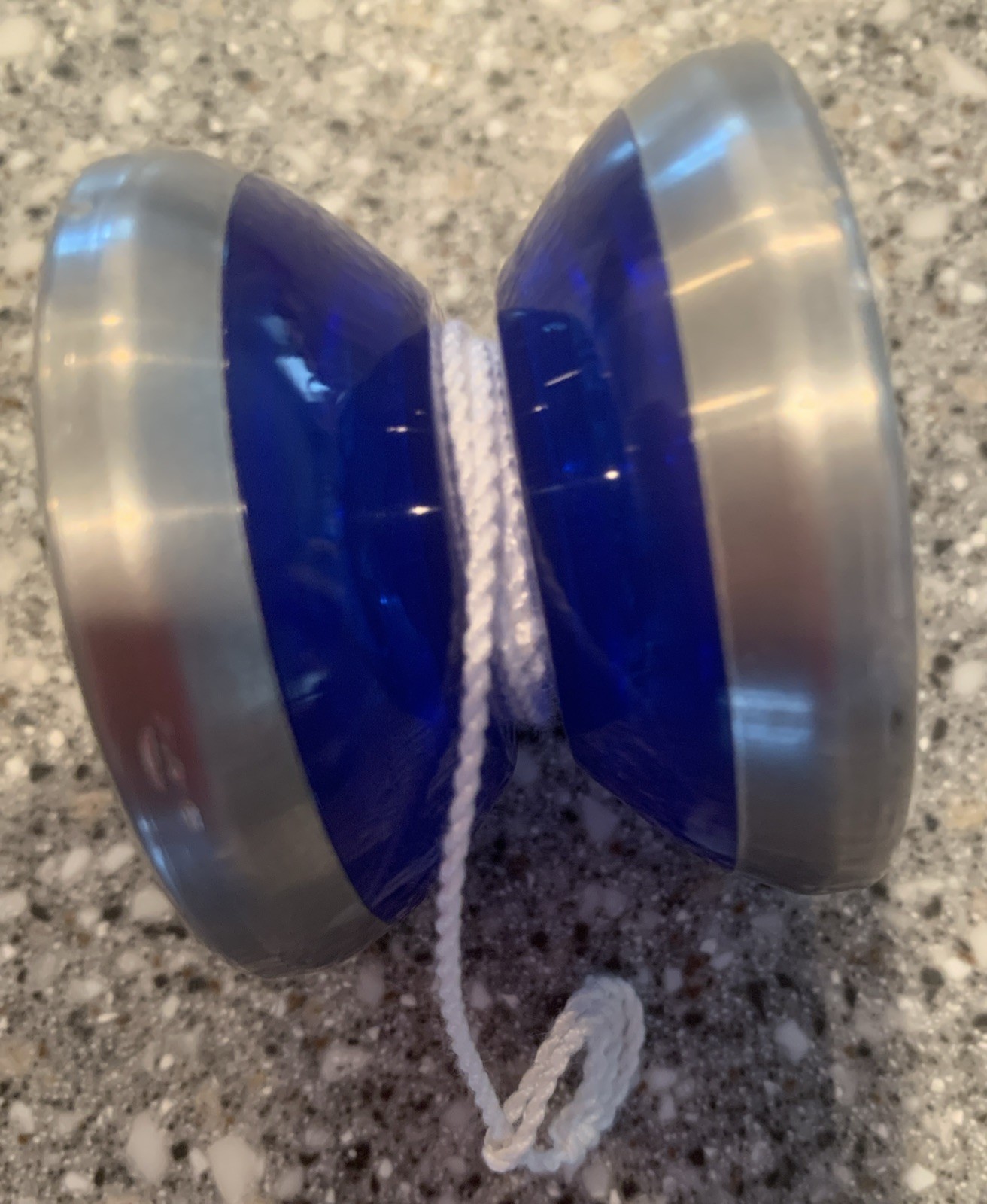 YOYOJAM DARK MAGIC II. BLUE. PRE OWNED.