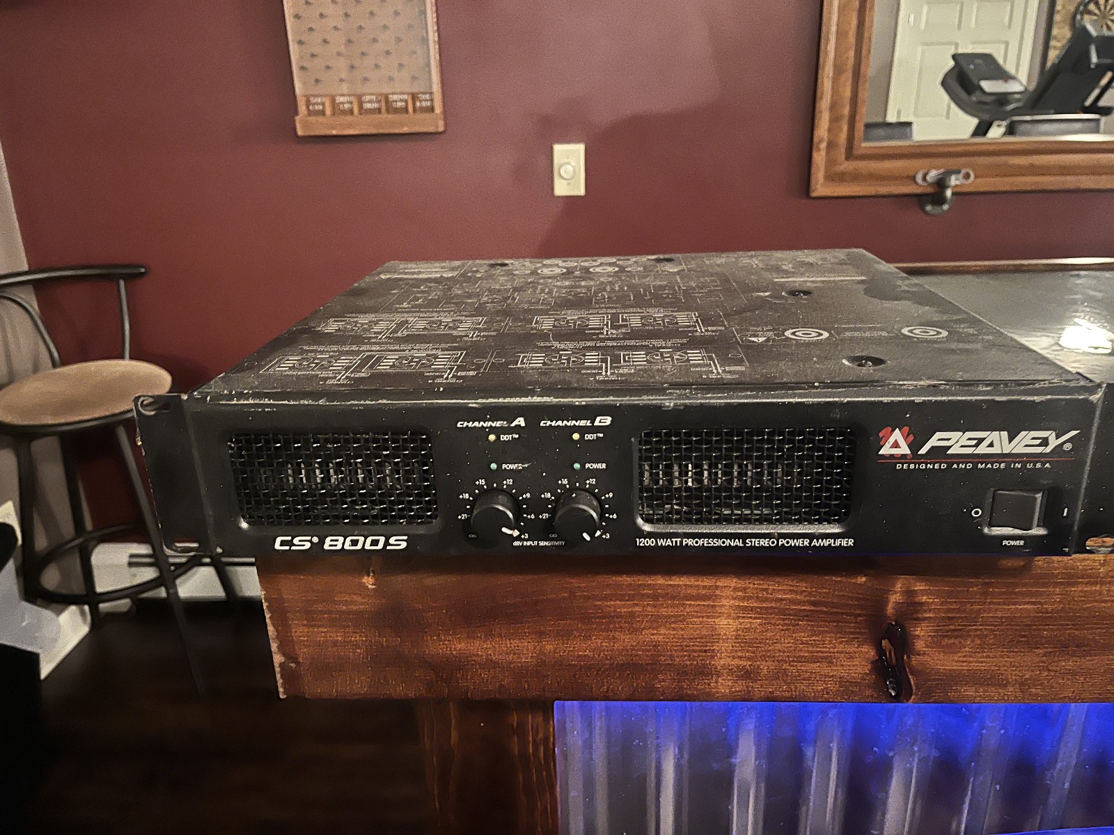 PEAVEY CS800S rack gear power amplifier