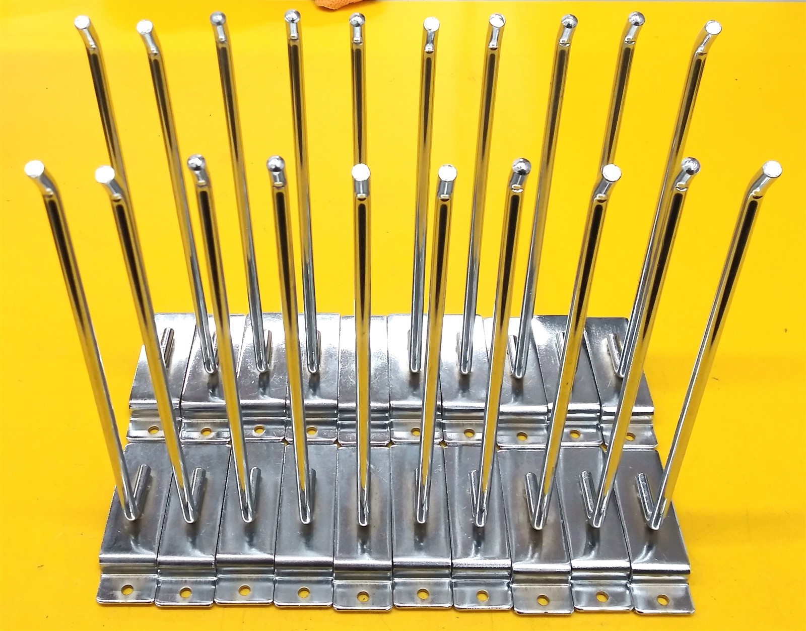 ⭐️⭐️⭐️⭐️⭐️ *Lot of 20* Metal 8" Display Slatwall / Slotwall / Slot Board Hooks