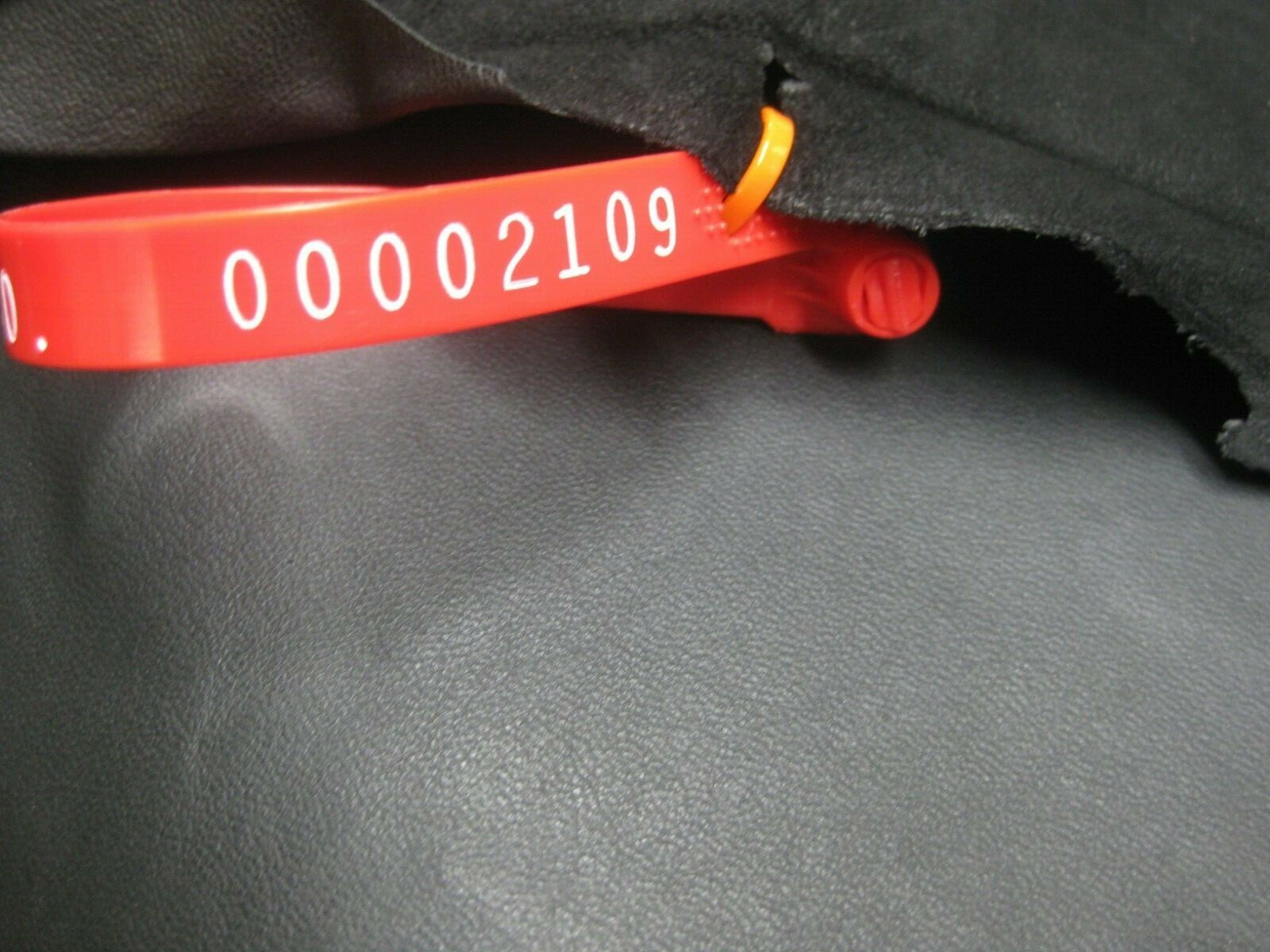 Top Grain Goat Leather # 00002109 Row 99