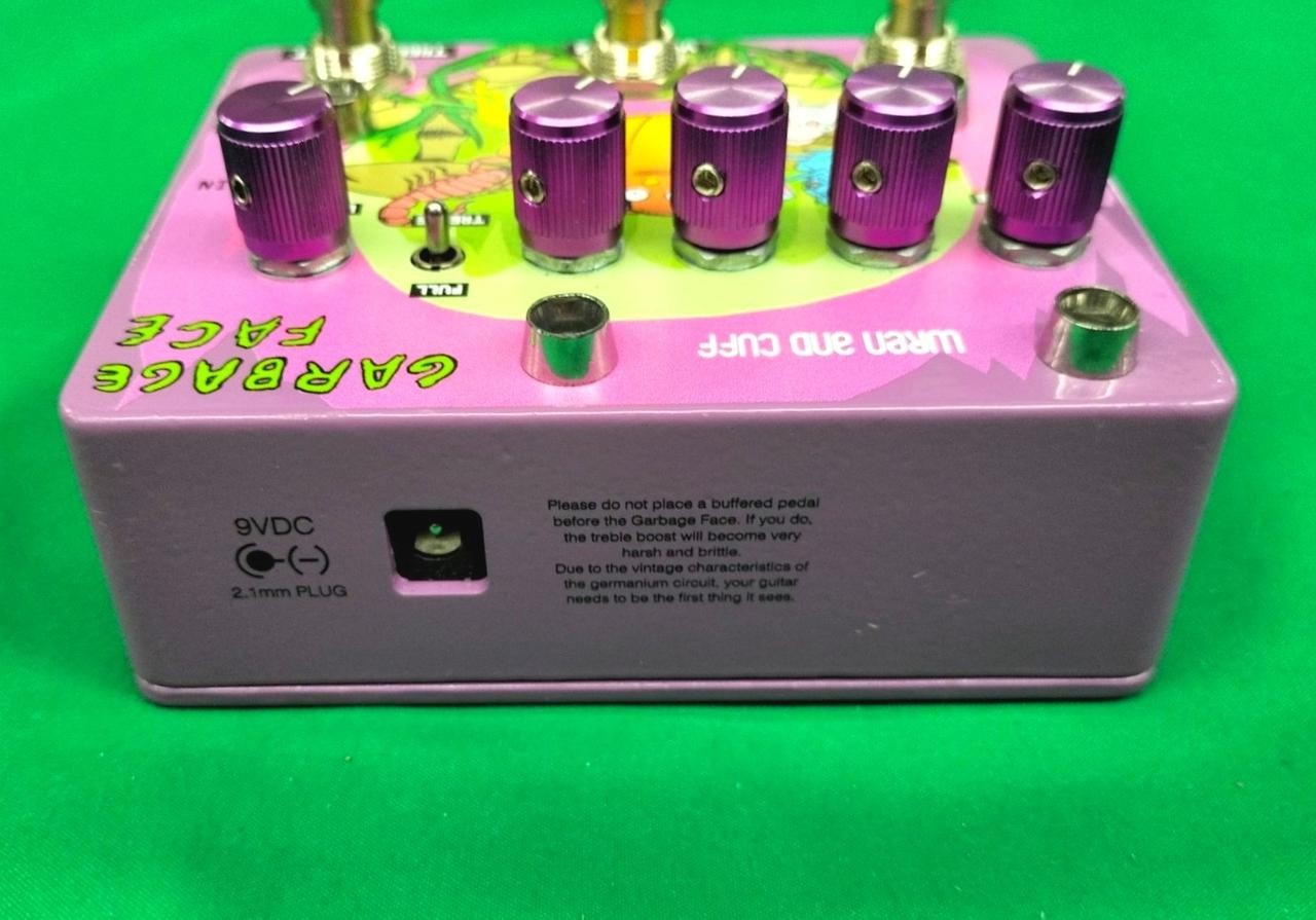 WREN AND CUFF Fuzz/Booster GARBAGE FACE