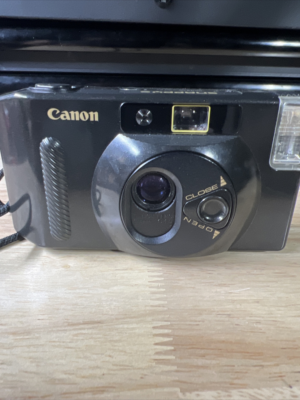 Canon Snappy S Fully Automatic Point & Shoot 35mm Film Camera