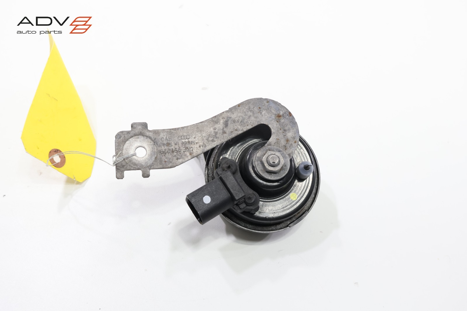 2019-2023 AUDI E-TRON LEFT DRIVER SIDE HIGH NOTE TONE HORN SIGNAL & BRACKET OEM