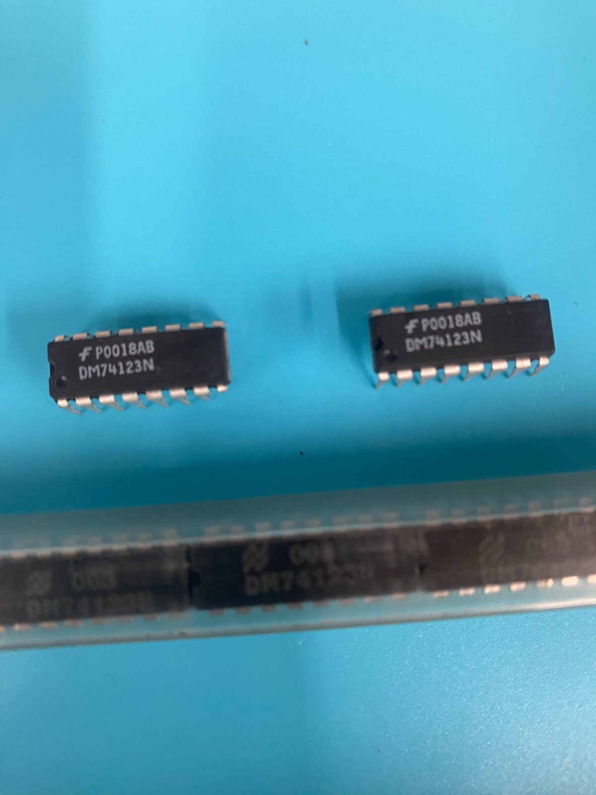 DM74123N Multivibrator, Monostable Type, 16 Pin, Plastic, DIP (50PCS)