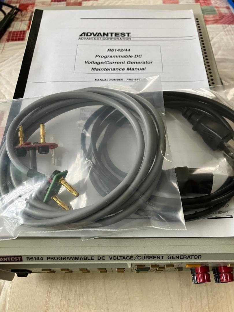 ADVANTEST R6144 Programmable DC Voltage Current Generator Calibrator GPIB Japan