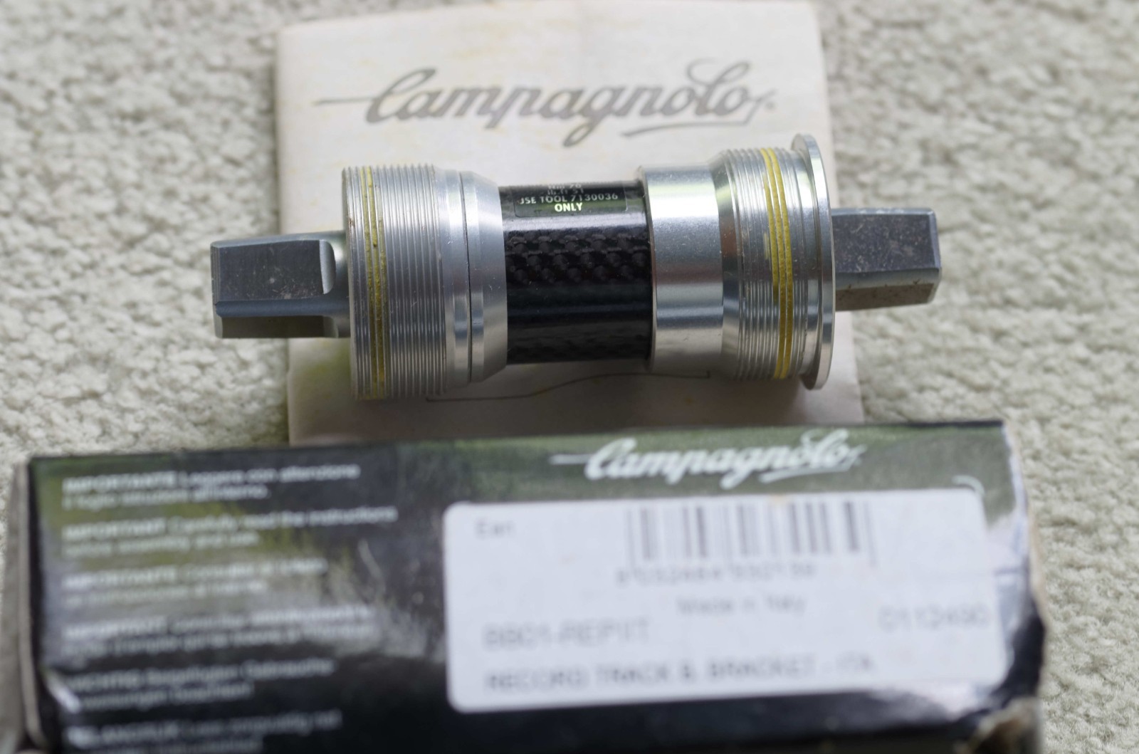 Campagnolo Record Pista bottom bracket - Italian threaded