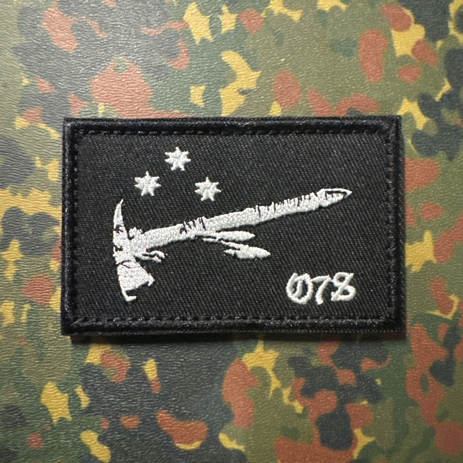 ONE 7 SIX TOMAHAWK Embroidered Patch Hook/Loop O7S FOG SupDef WRMFZY QILO