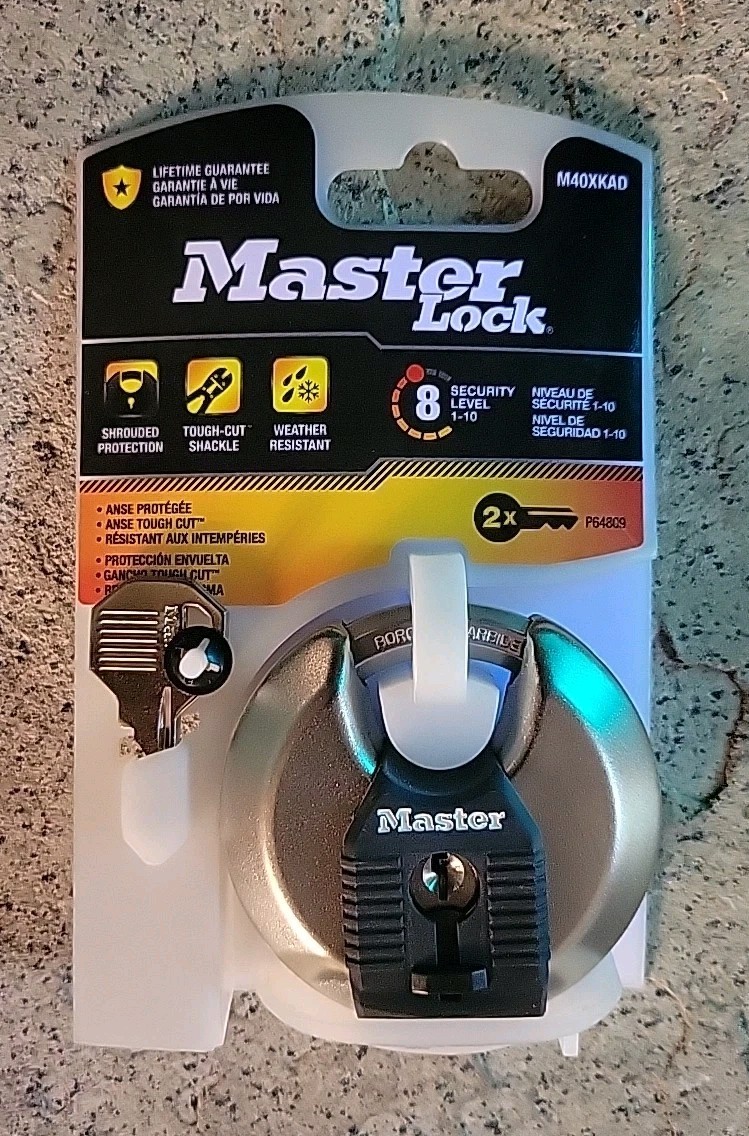Master Lock M40XKAD Disc Padlock Shrouded Security Level 8 New