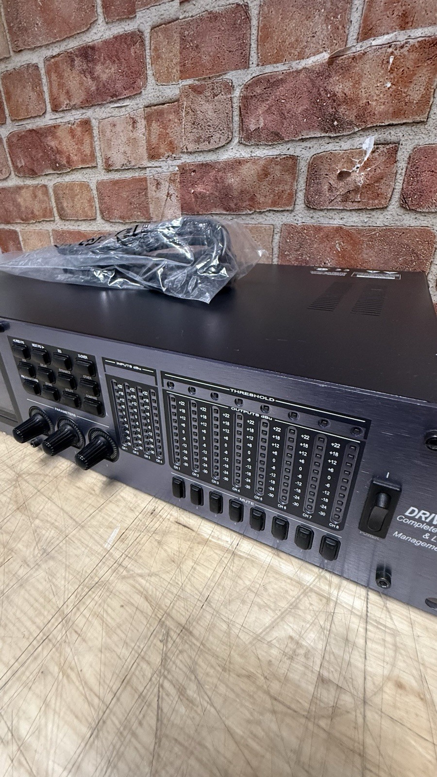 dbx driverack 480 Complete Equalization & Loudspeaker Management System