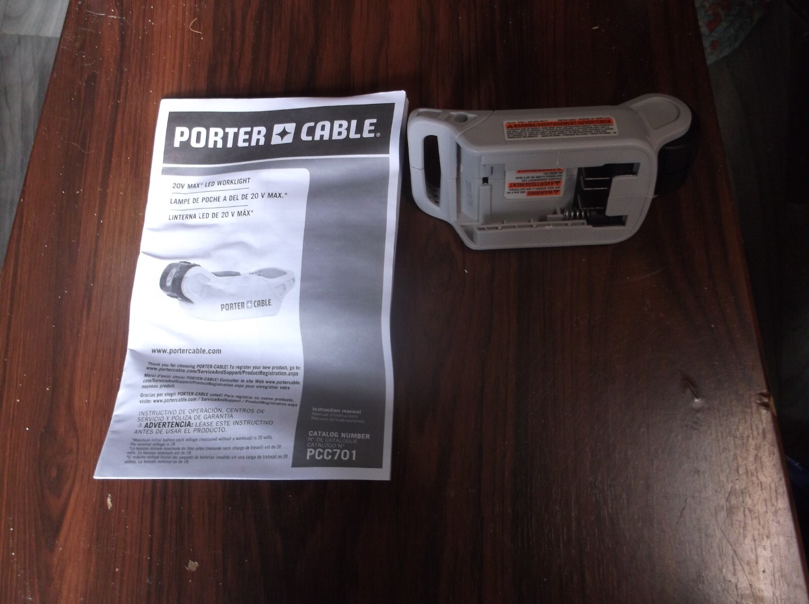 PORTER CABLE PCC701 20V Max Li-Ion LED Flashlight Work Light TOOL ONLY