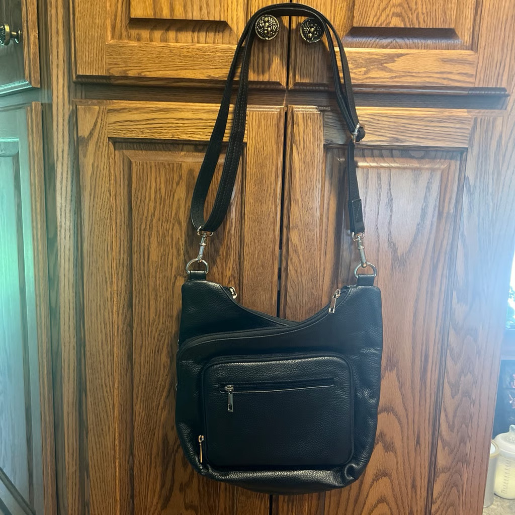 Roma Leather Locking Concealment Purse CCW Concealed Hand Gun Carry 7085