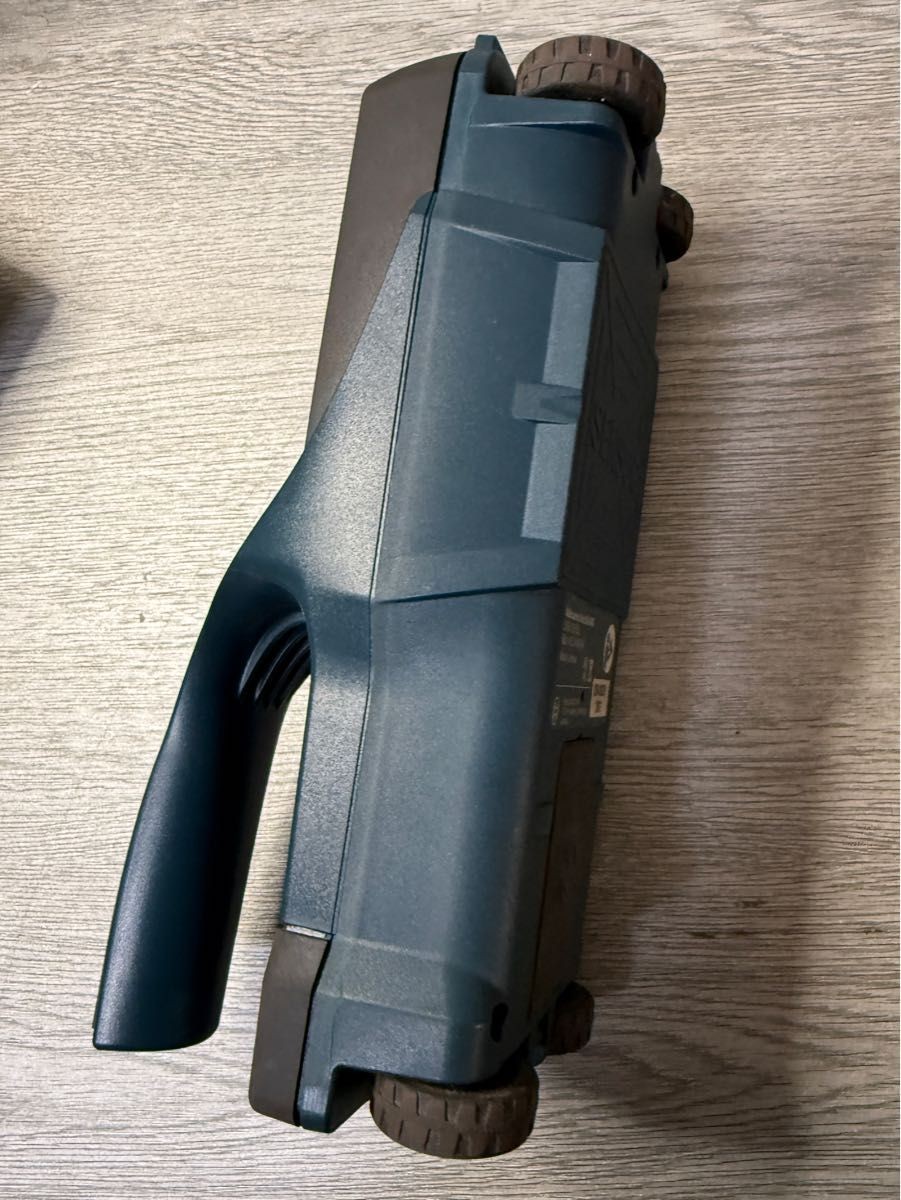 Bosch D-TECT 150 CNT Wall Scanner Concrete Detector Professional Tool w/ Case