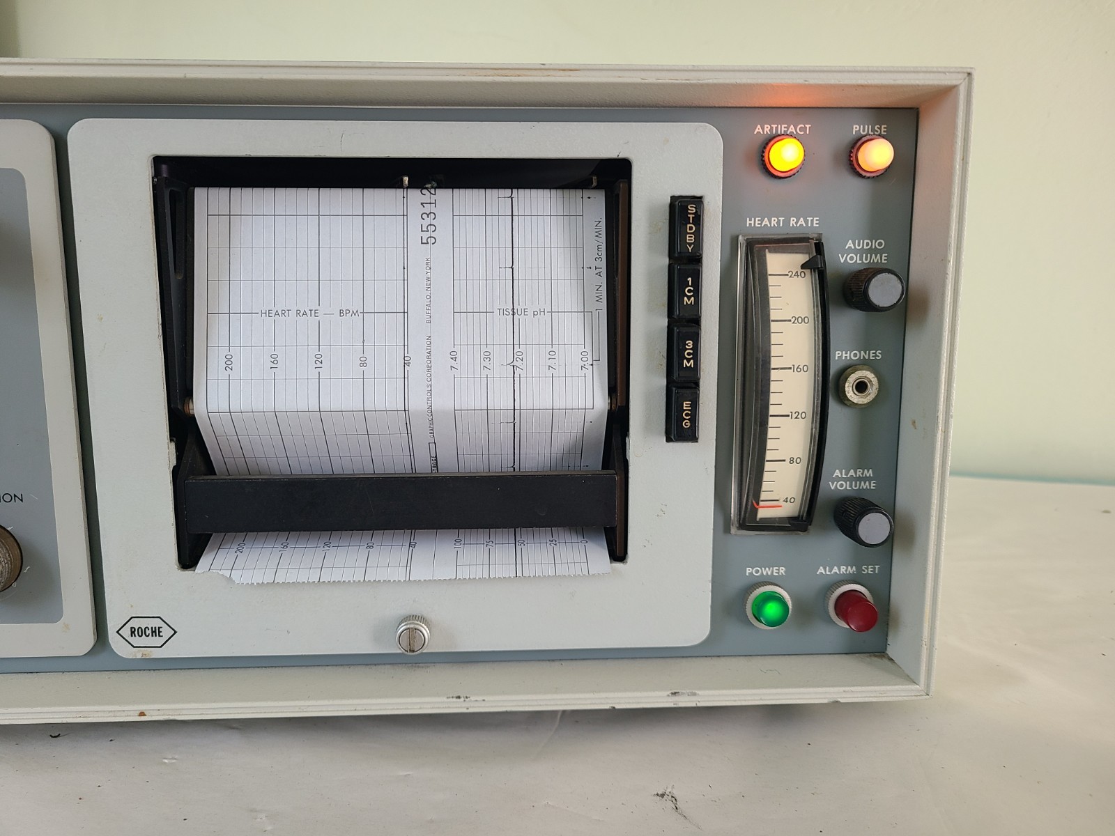 Vintage Model 2106 FETASONDE unit ROCHE, Powers Up, AS IS UNTESTED
