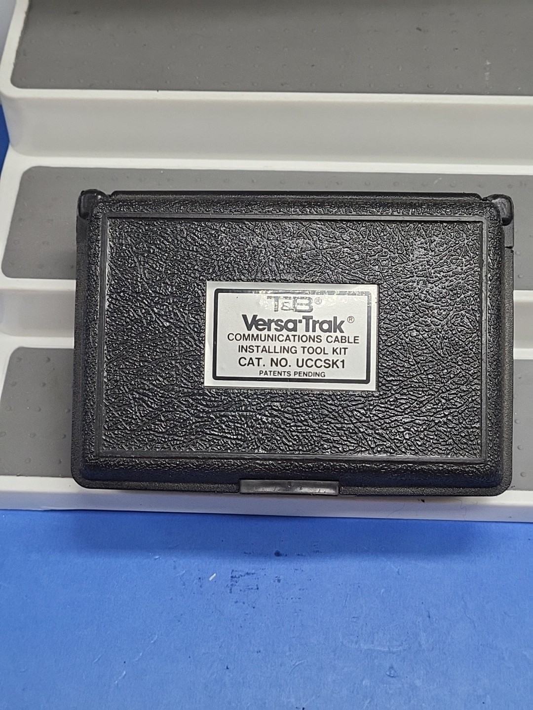 Thomas & Betts Versa - Trak Comminations Cable Intstalling Tool Kit No. UCCSK1 A
