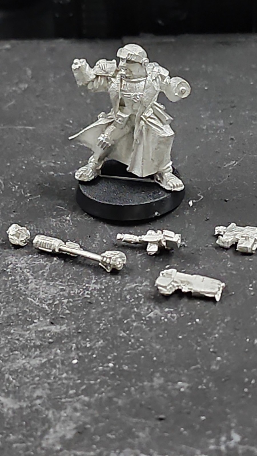 OOP Warhammer 40k Adeptus Arbites Sergeant Leader Necromunda Kill Team - Metal