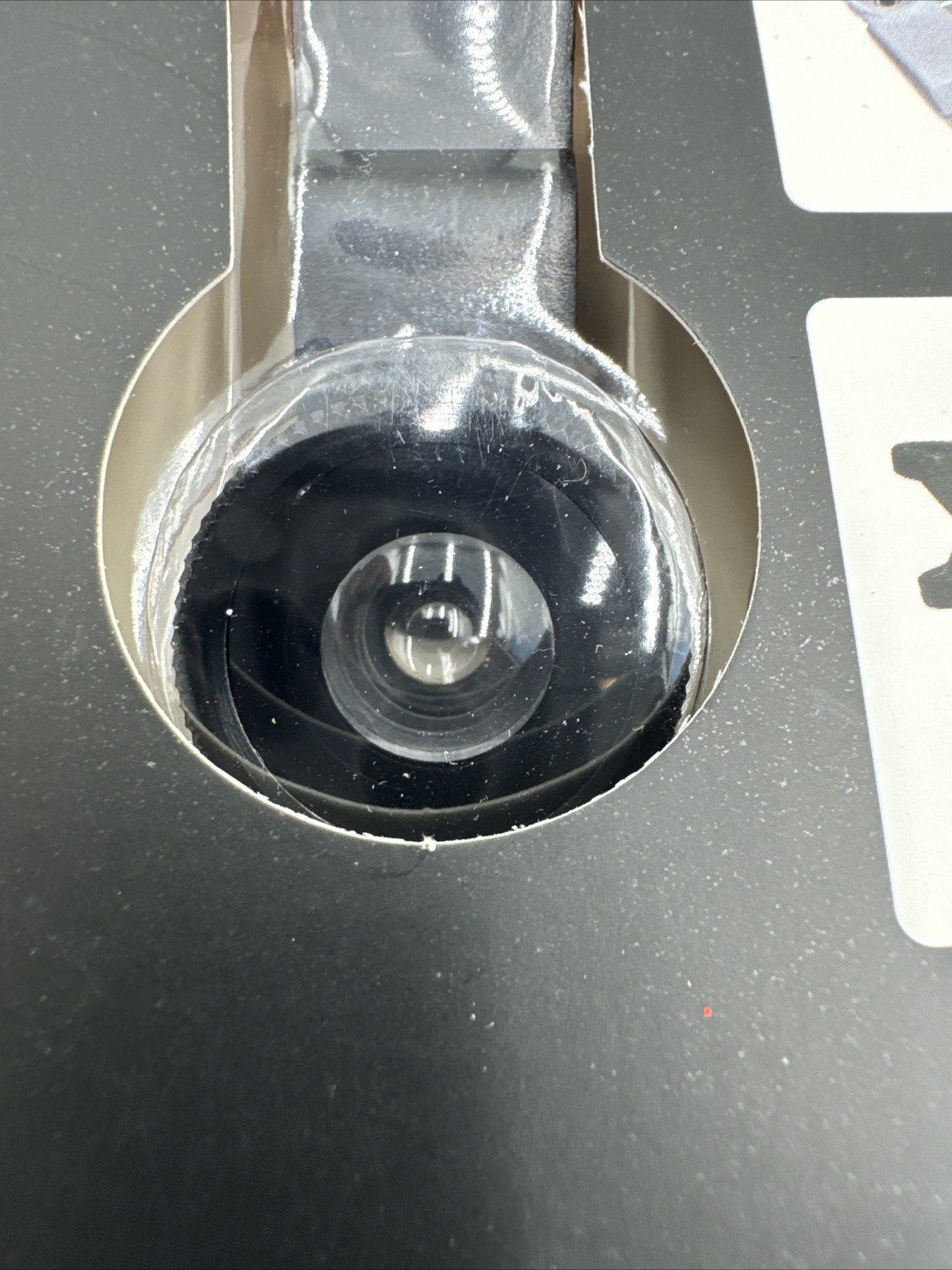 Universal Clip Lens