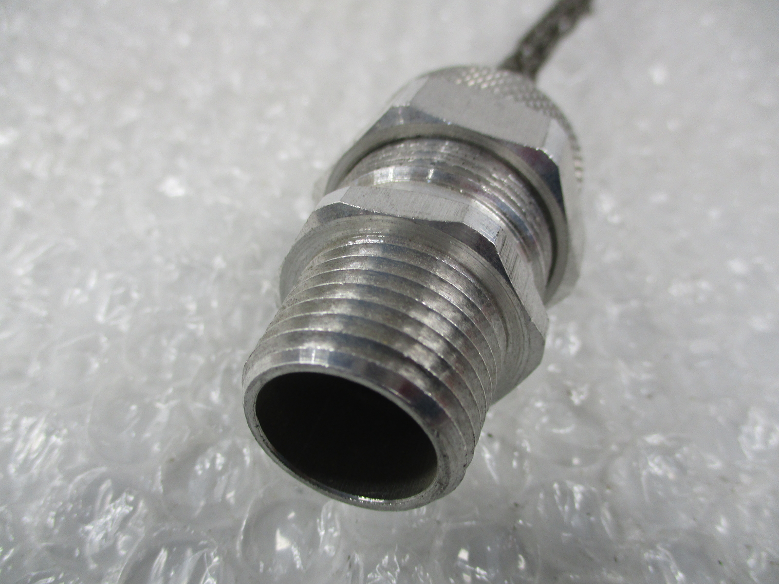 HUBBELL 36254 375-500 WIRE MESH GRIP NSNP