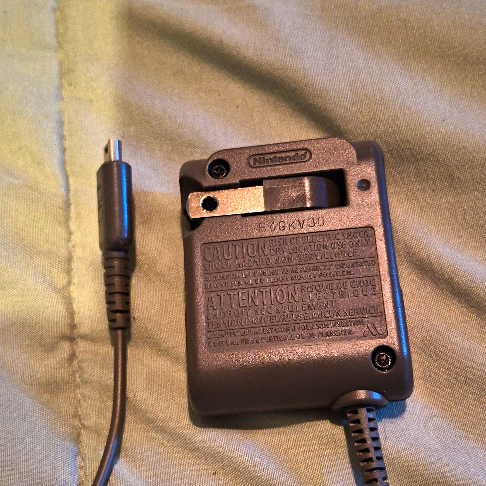 Nintendo Gray AC Adapter Charger USG-002(USA) for Nintendo DS USG-001