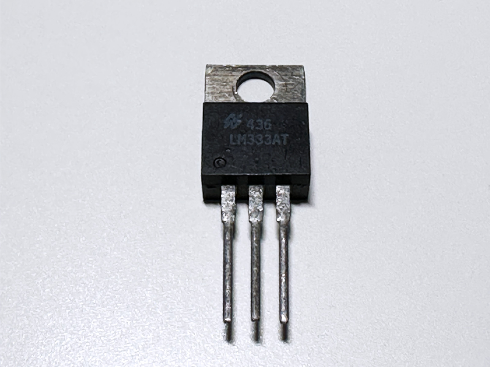 1X LM333AT NSC 3A Adjustable Negative Voltage Regulator 1.2-32V TO-220