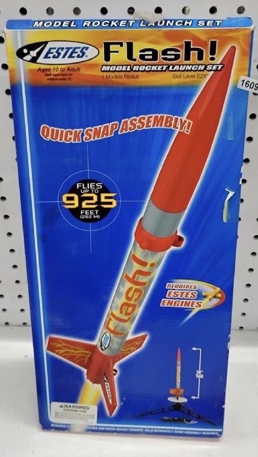 Estes Flash Rockets! blast up To 950 Vertical Flight with Chute 1609