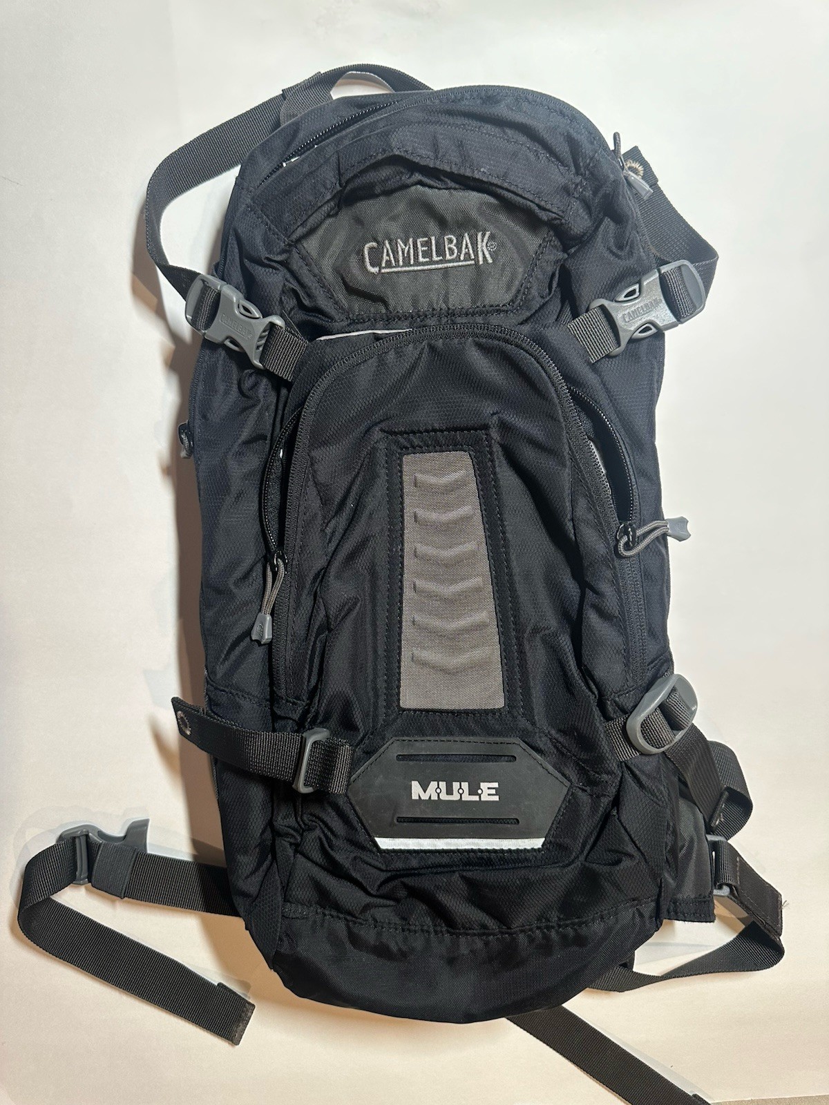 CamelBak M.U.L.E. 3L Hydration Backpack Black Hiking Reflective Padded Straps